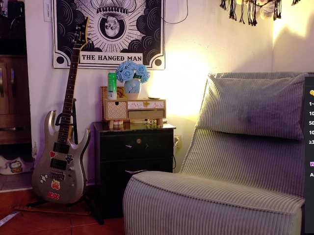 Mollyshake11's BongaCams show and profile