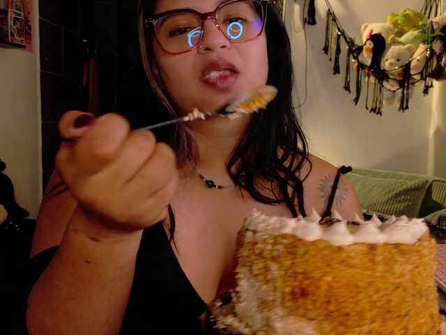 Mollyshake11 from BongaCams