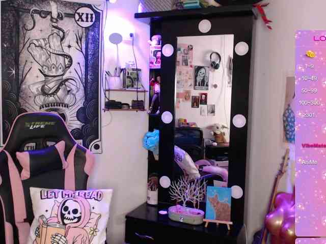Mollyshake11 webcam