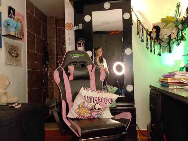 Mollyshake11 Mollyshake11