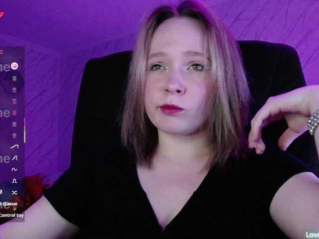 LOVESCheese's BongaCams show and profile