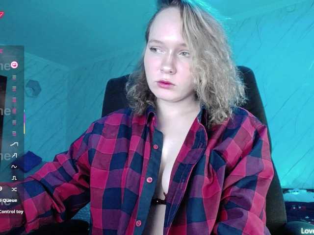 LOVESCheese's BongaCams show and profile