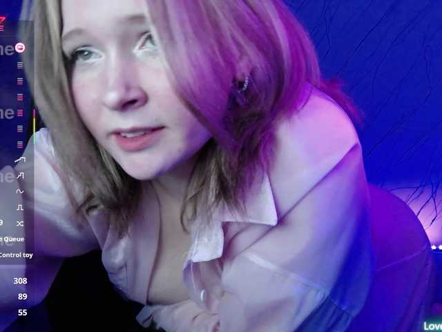 LOVESCheese's BongaCams show and profile