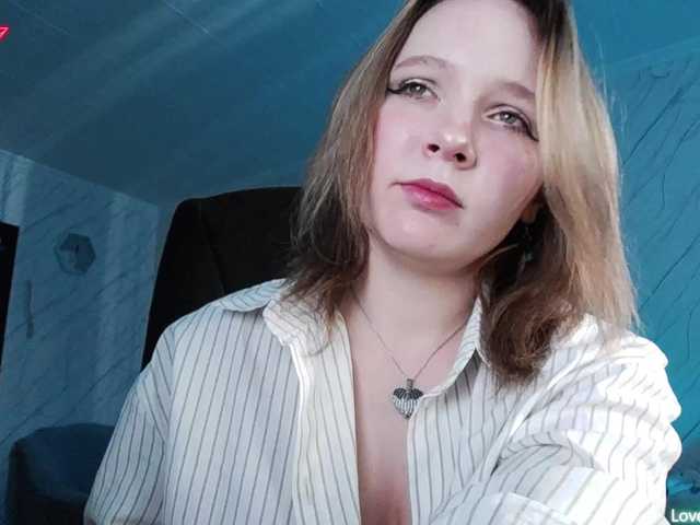 LOVESCheese's BongaCams show and profile
