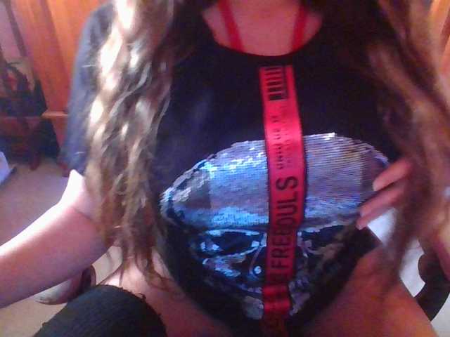 Kitty21's BongaCams show and profile