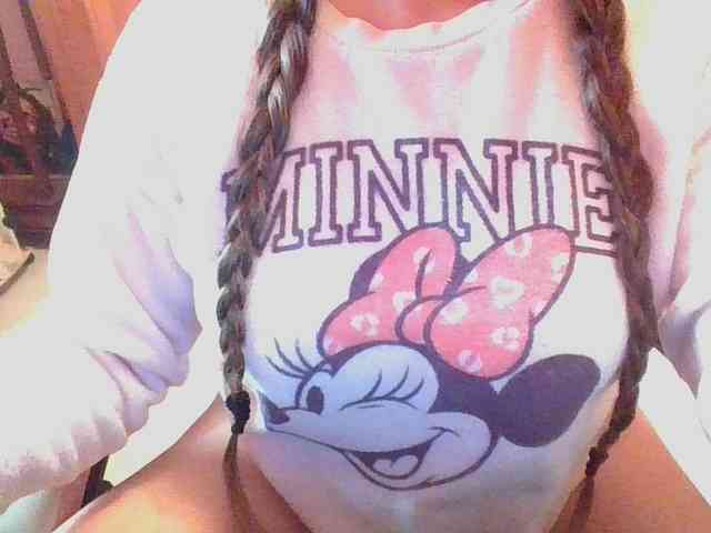 SpanishGirl21 webcam