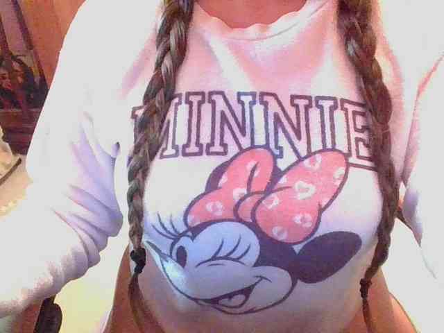 SpanishGirl21 webcam