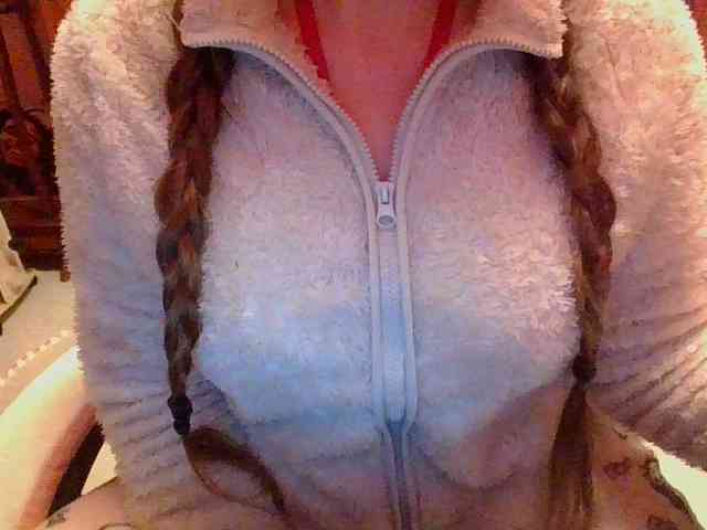 SpanishGirl21 webcam