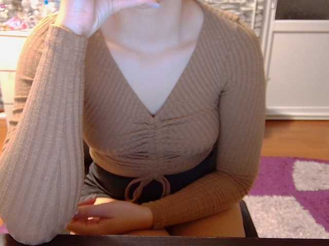 Mary00's BongaCams show and profile