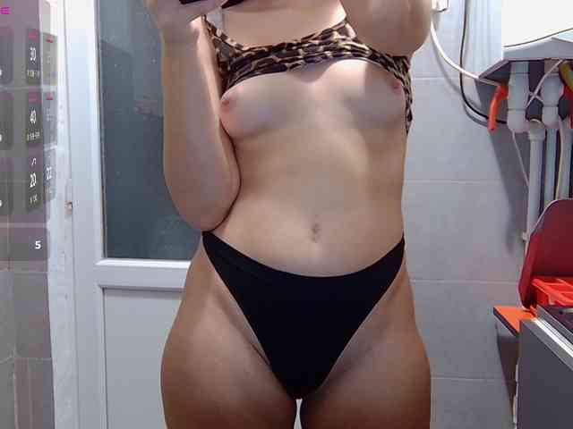 Mary00 webcam