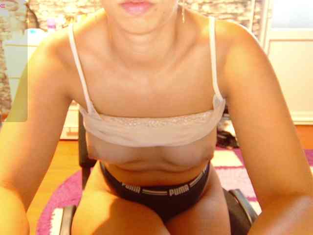 Mary00 webcam