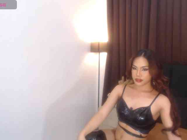 MaddieOnTop Live Webcam on BongaCams