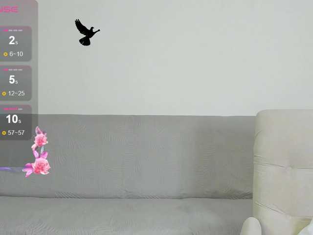 -dkny-'s BongaCams show and profile