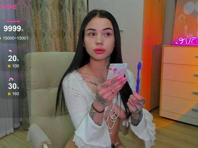 -dkny-'s BongaCams show and profile