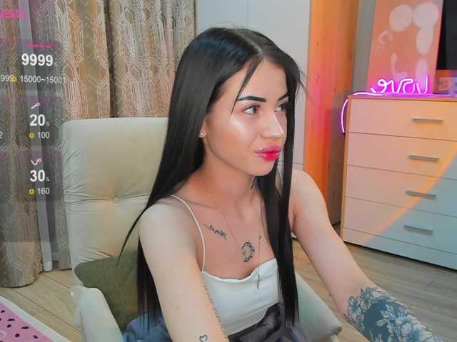 -dkny-'s BongaCams show and profile