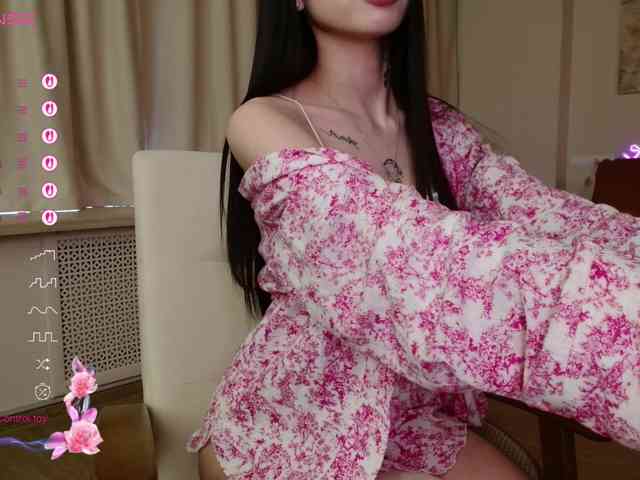 -dkny- webcam