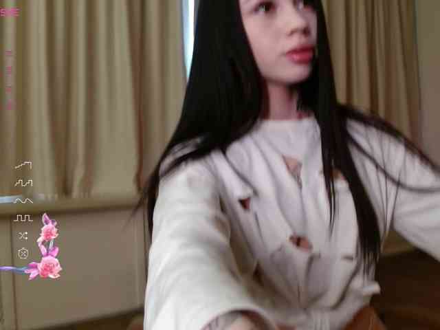 -dkny- webcam