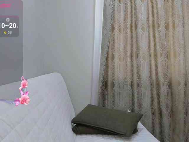 -dkny- webcam