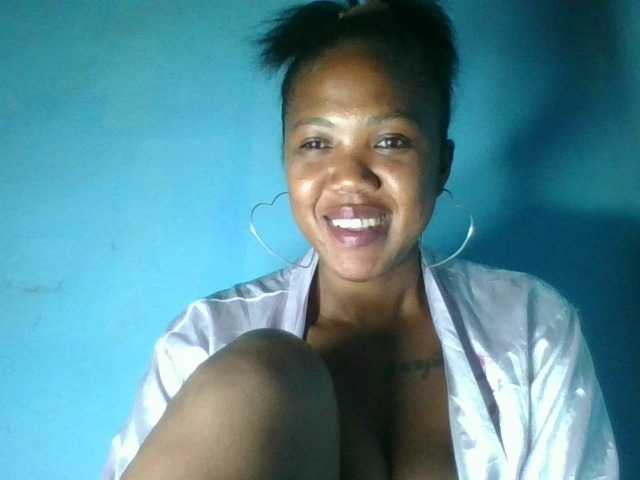 Sheilkahsexy from BongaCams is Freechat