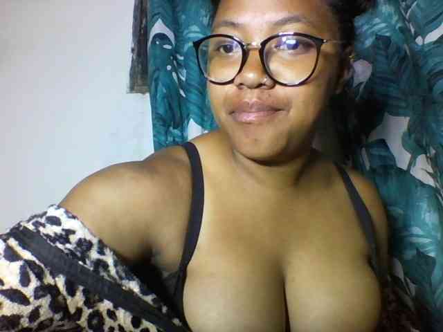 Sheilkahsexy webcam