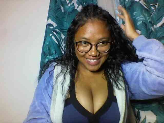 Sheilkahsexy webcam