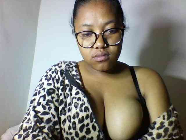 Sheilkahsexy webcam