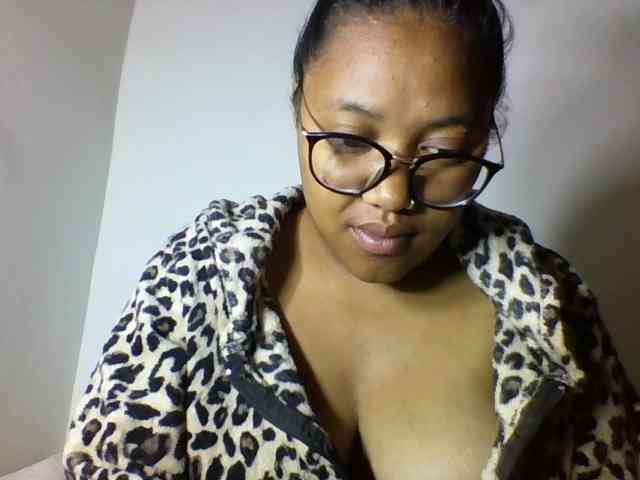 Sheilkahsexy webcam