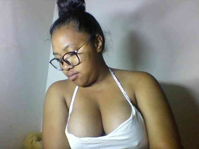 Sheilkahsexy webcam