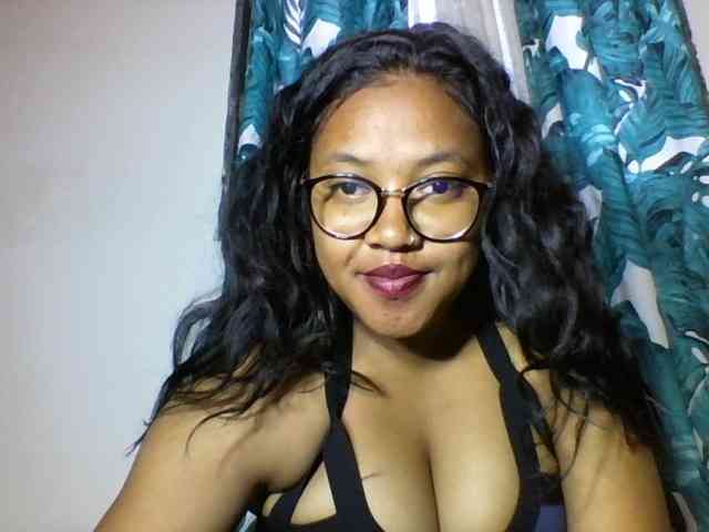 Sheilkahsexy webcam