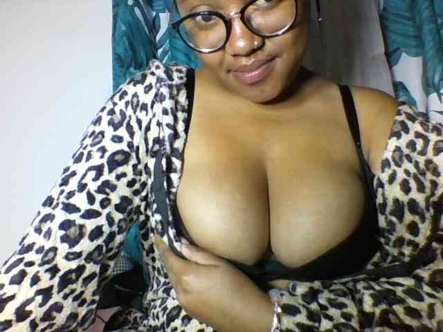 Sheilkahsexy webcam