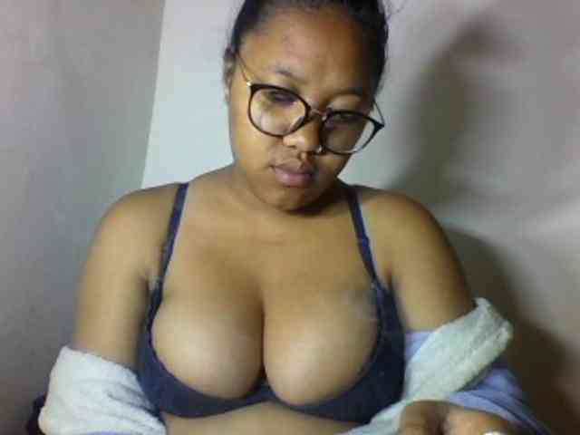 Sheilkahsexy webcam