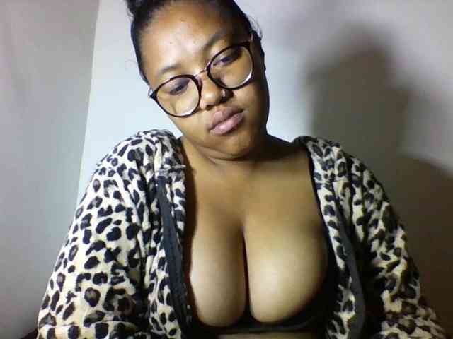 Sheilkahsexy webcam