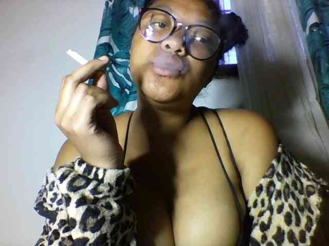 Sheilkahsexy webcam