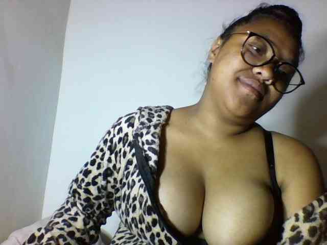 Sheilkahsexy webcam