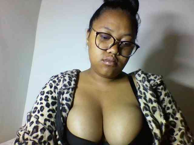 Sheilkahsexy webcam