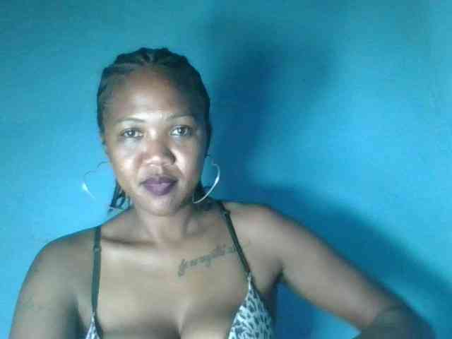 Sheilkahsexy Live Webcam on BongaCams