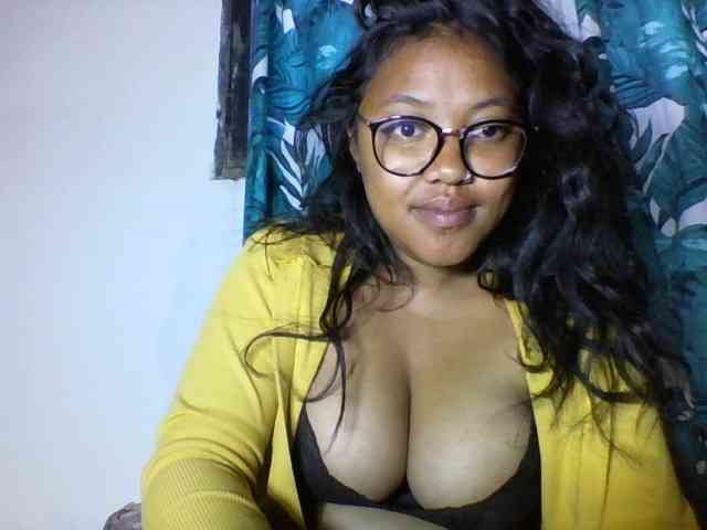 Sheilkahsexy webcam