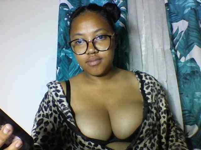 Sheilkahsexy webcam