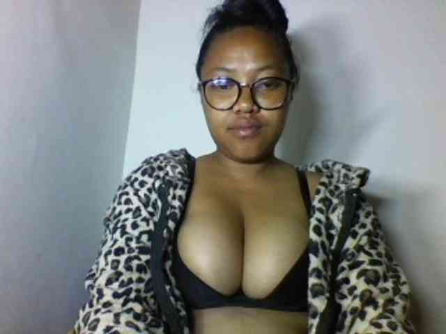Sheilkahsexy webcam