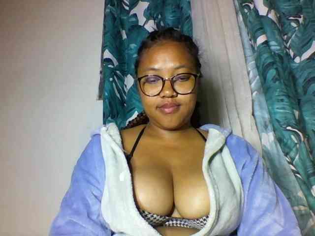 Sheilkahsexy webcam