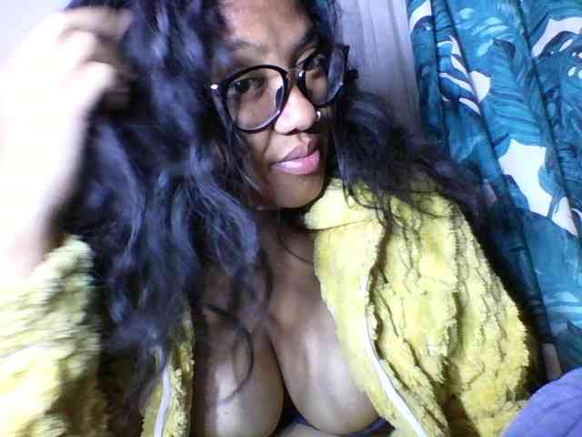 Sheilkahsexy Live Webcam on BongaCams