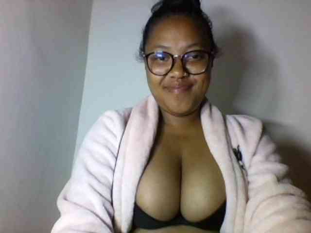 Sheilkahsexy webcam