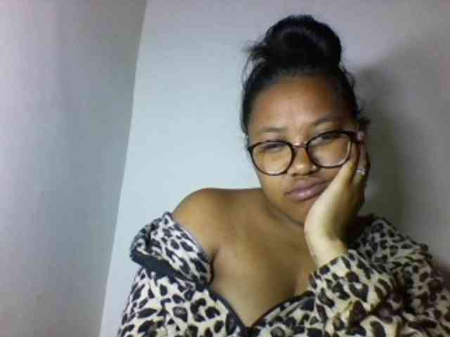 Sheilkahsexy webcam