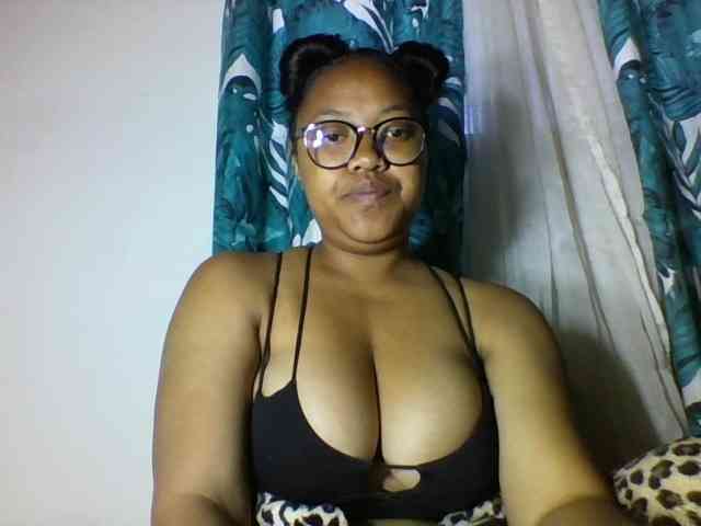 Sheilkahsexy webcam