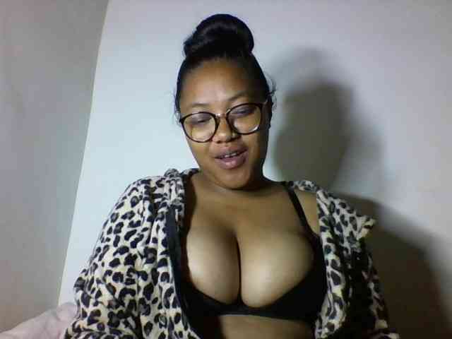 Sheilkahsexy webcam