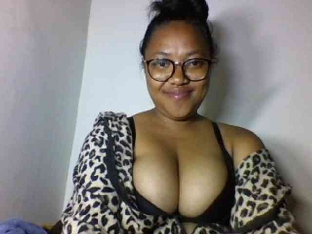 Sheilkahsexy webcam