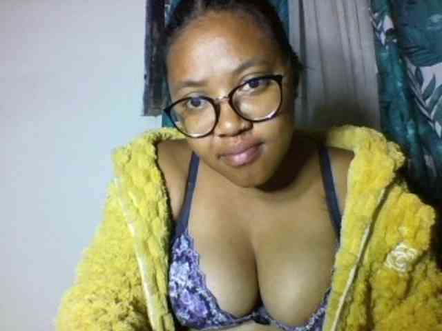 Sheilkahsexy webcam