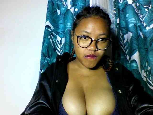 Sheilkahsexy webcam