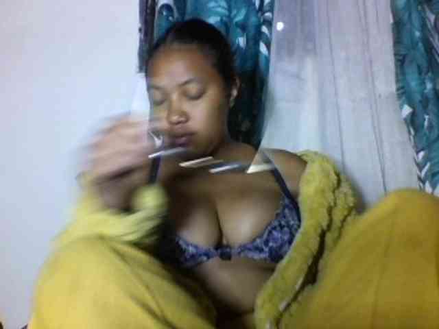 Sheilkahsexy webcam