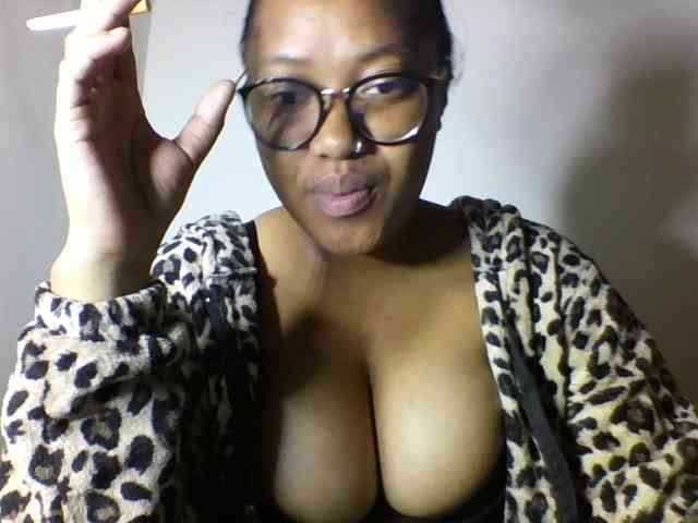 Sheilkahsexy webcam